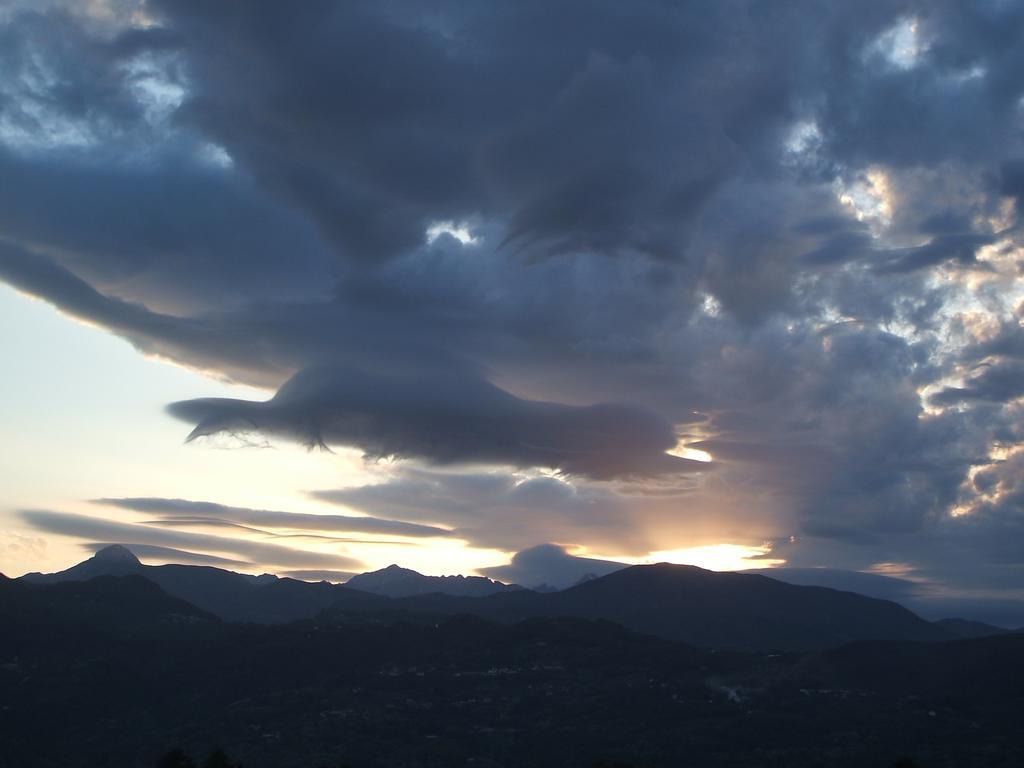 Hotel Nel Cielo... di Barga Esterno foto